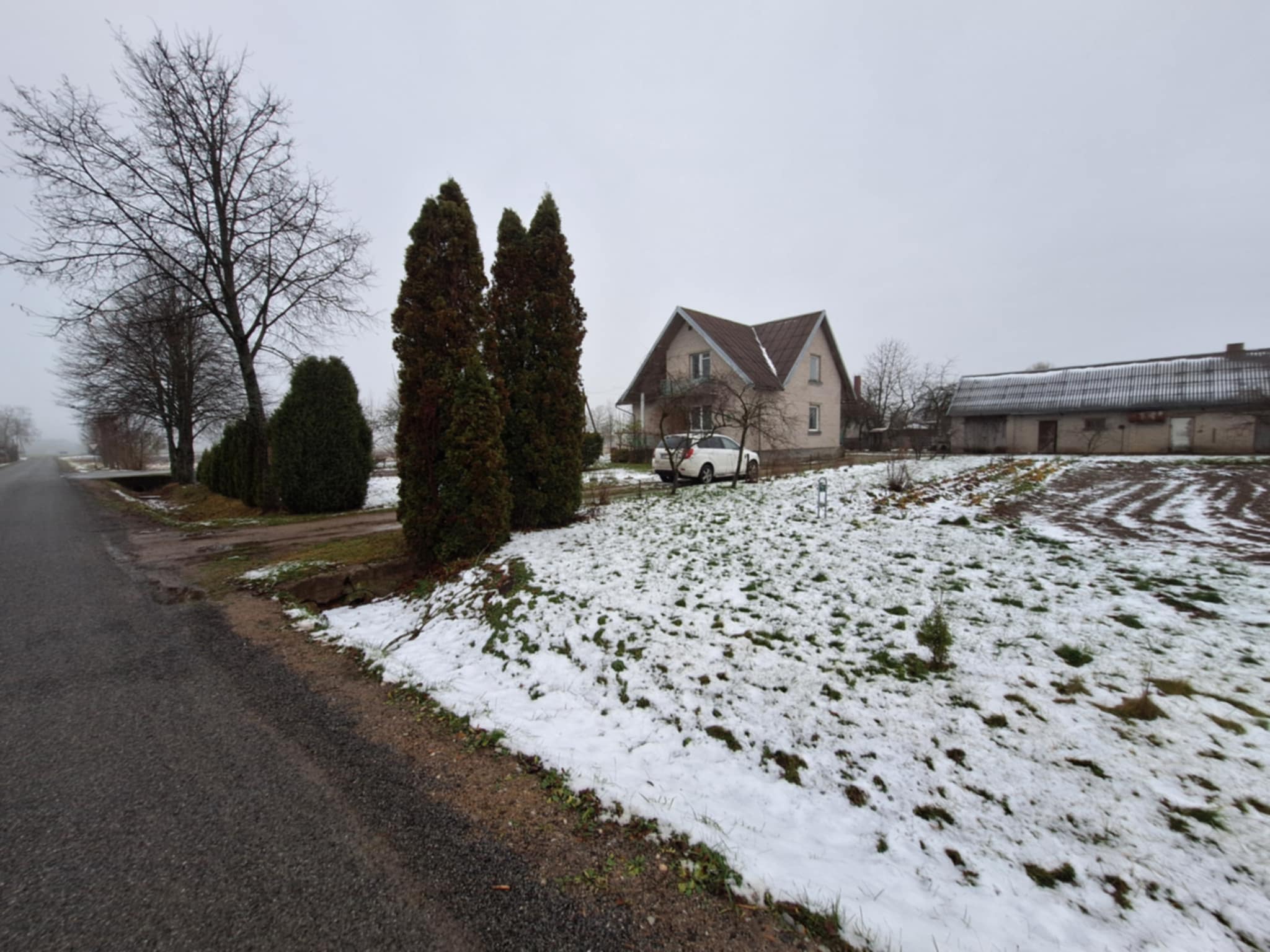 Parduodamas namas Lapiuose.