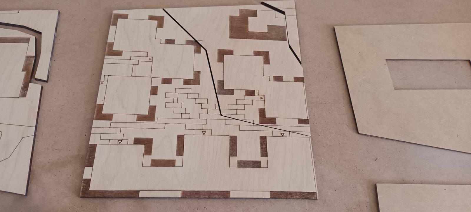 Lazerinis pjovimas ir graviravimas