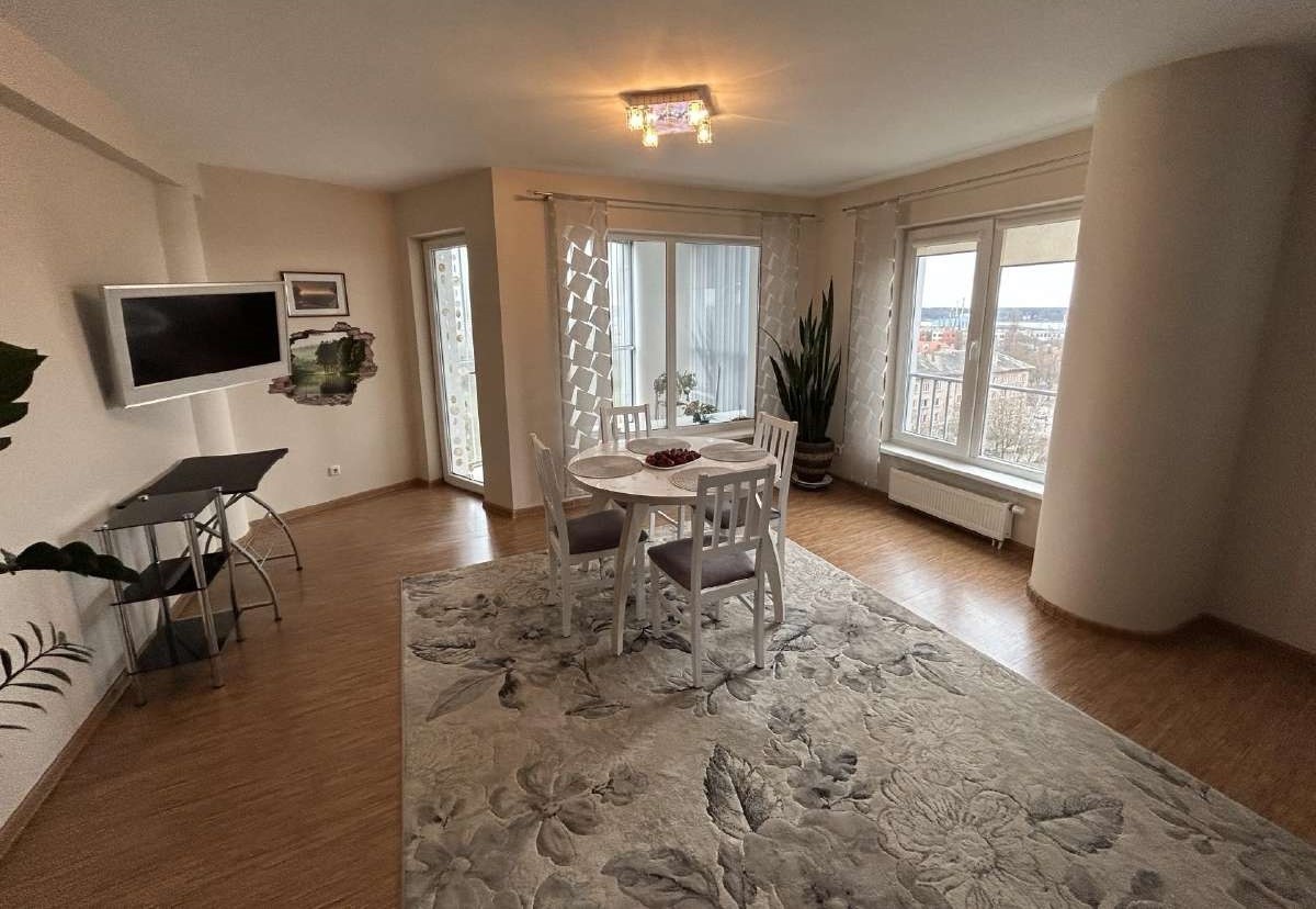 Parduodamas 64 kv.m. 2 kambarių Butas centre Taikos pr. 4A