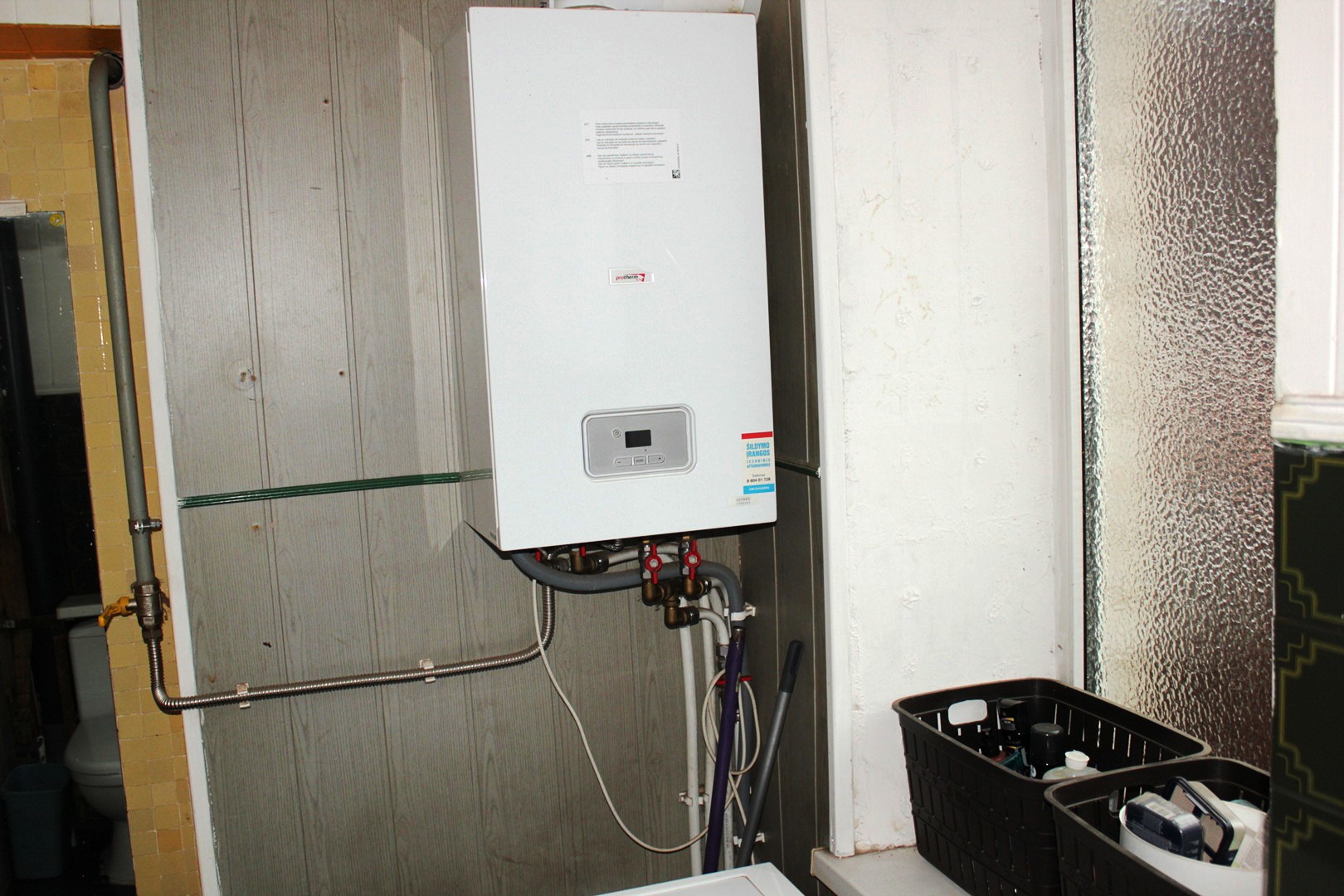 Parduodamas namo dalis.