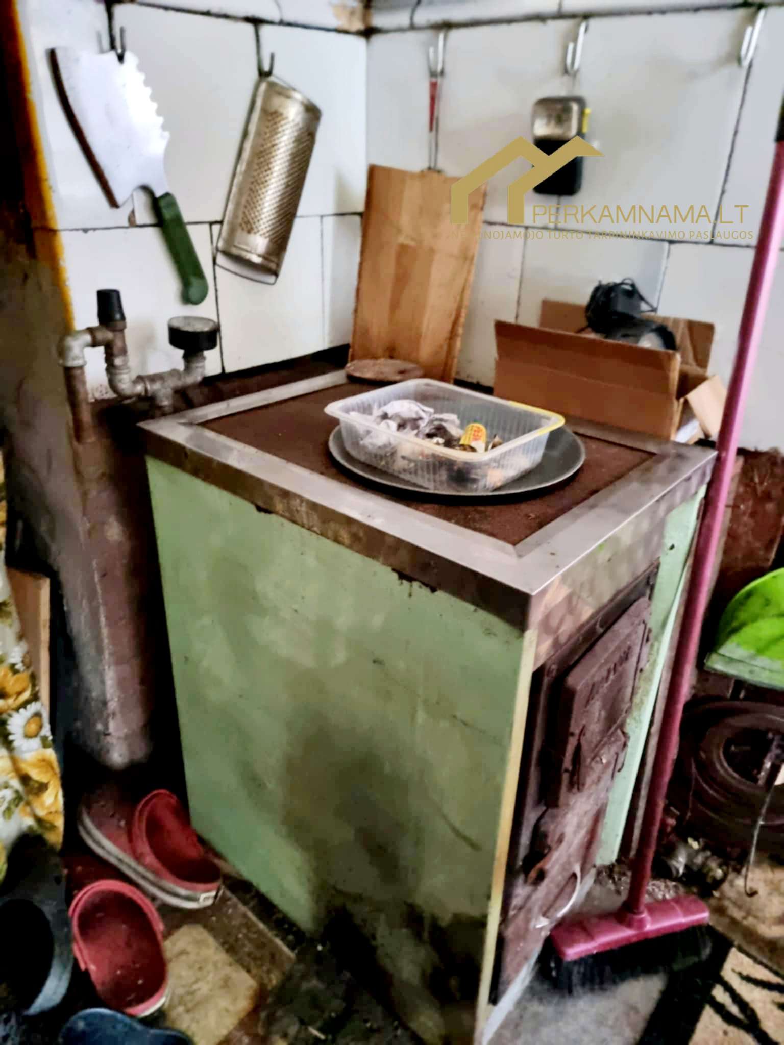 Parduodamas 2 kambarių butas netoli Priekulės