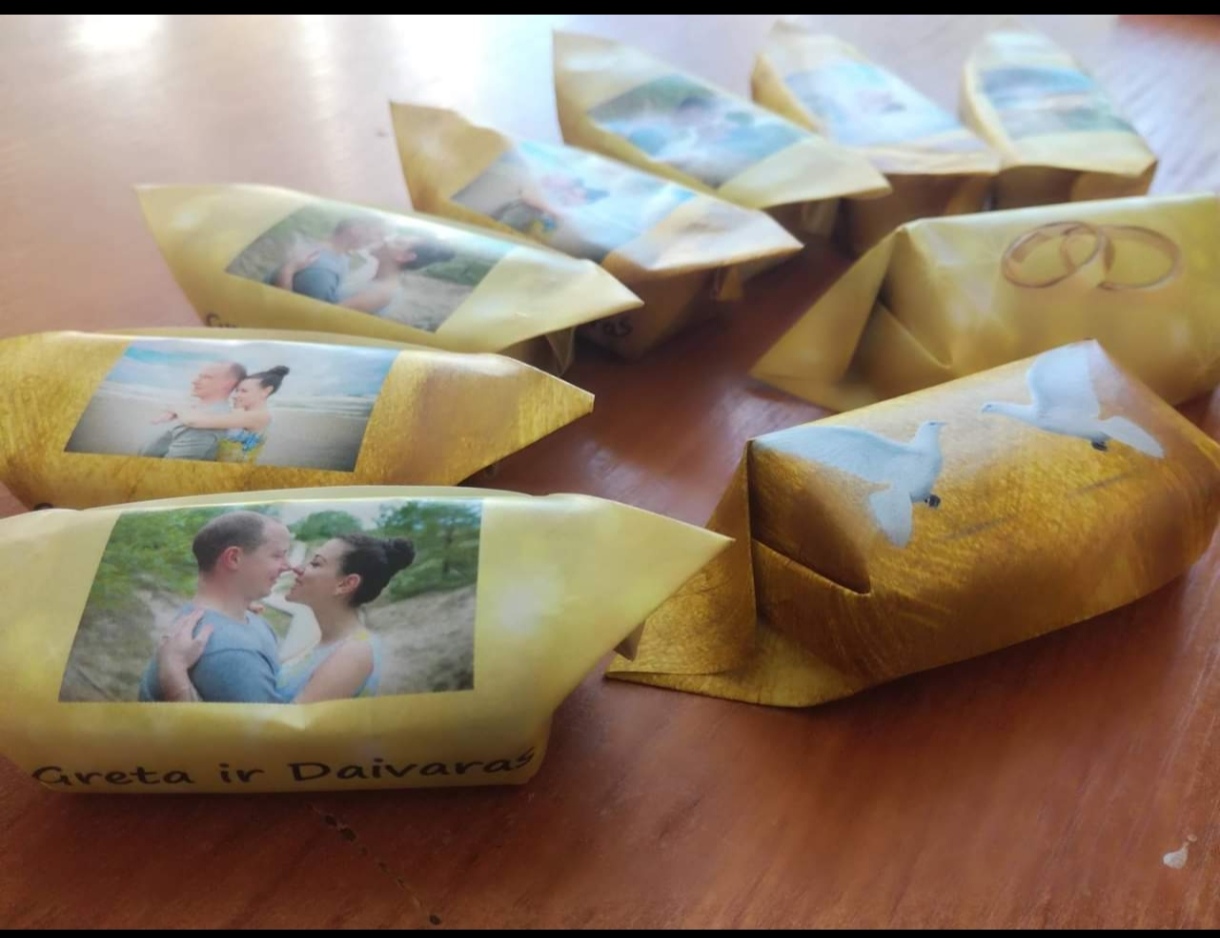 Šventinė atributika