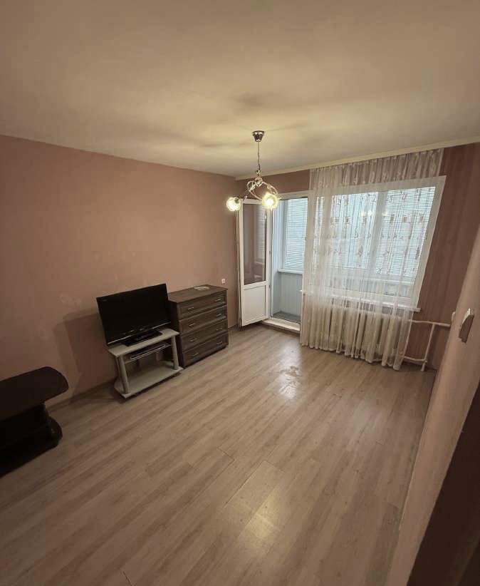 Parduodamas 1k.butas su balkonu