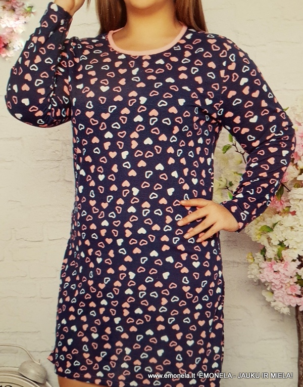 Moteriški naktiniai su širdelėmis