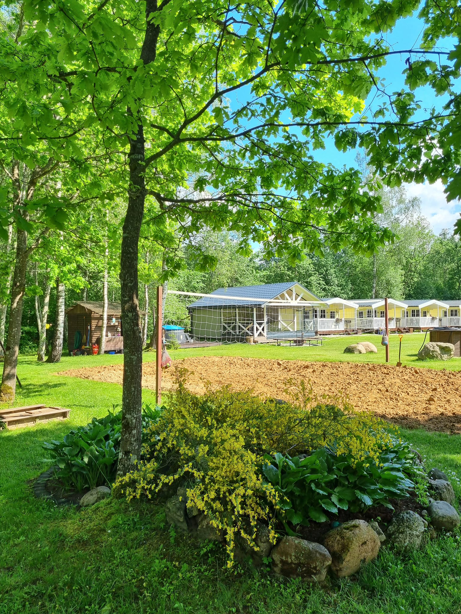 Pramogos prie Jūros upės: TURISTAUK LT baidarės su nakvyne