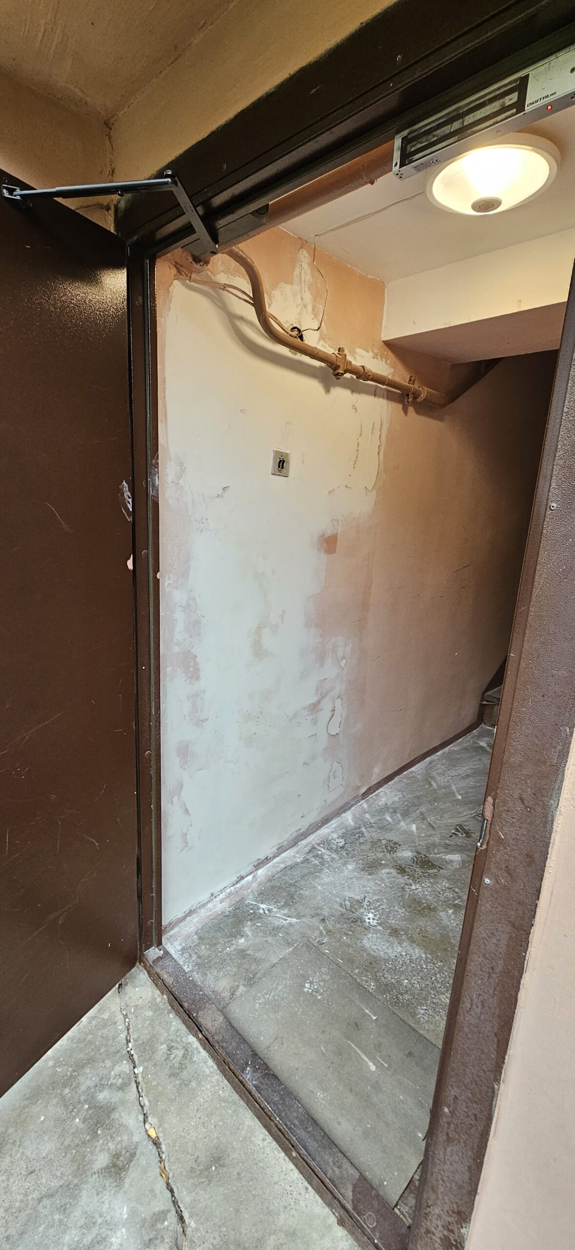 SMULKŪS NAMŲ ŪKIO REMONTAI