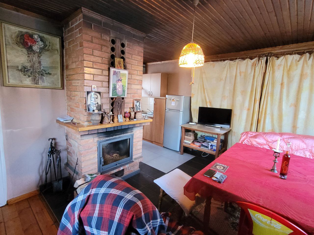 Parduodamas mūrinis namas.