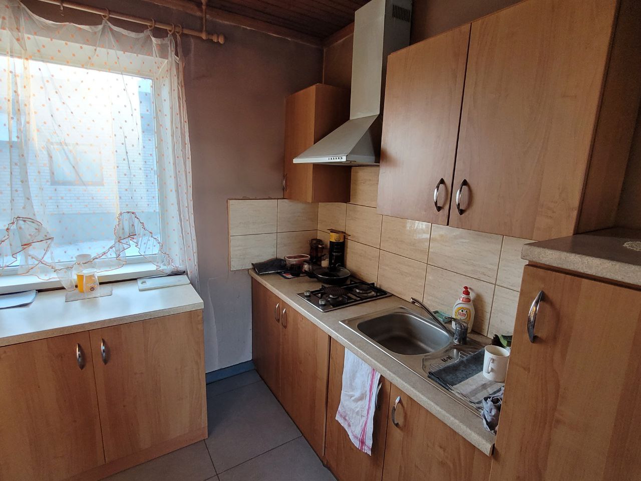 Parduodamas mūrinis namas.