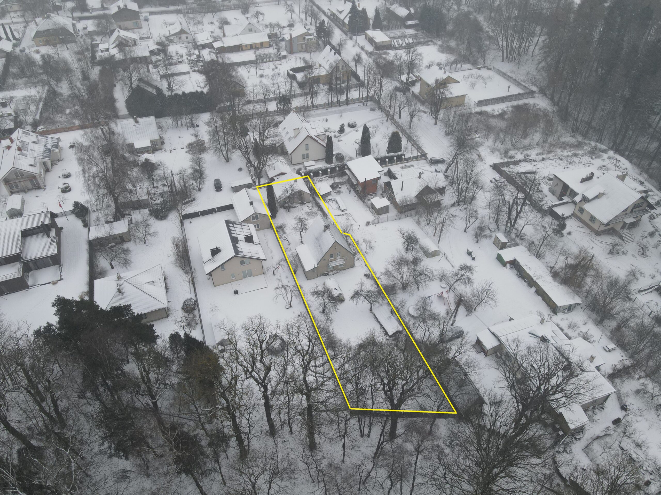 Mūrinis namas PAVILNYJE, VERSMIŲ g. 2B, VILNIUJE. 