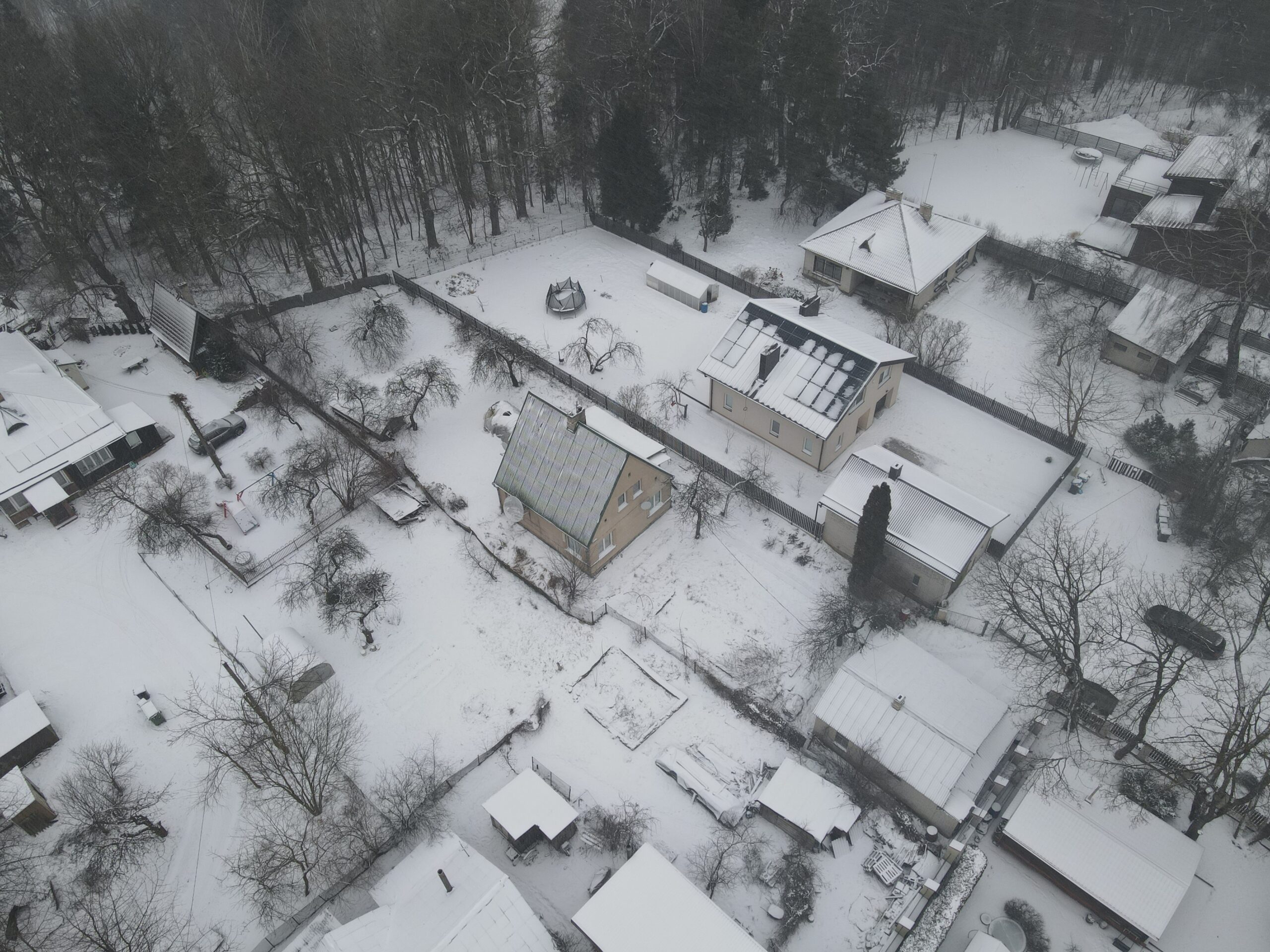 Mūrinis namas PAVILNYJE, VERSMIŲ g. 2B, VILNIUJE. 