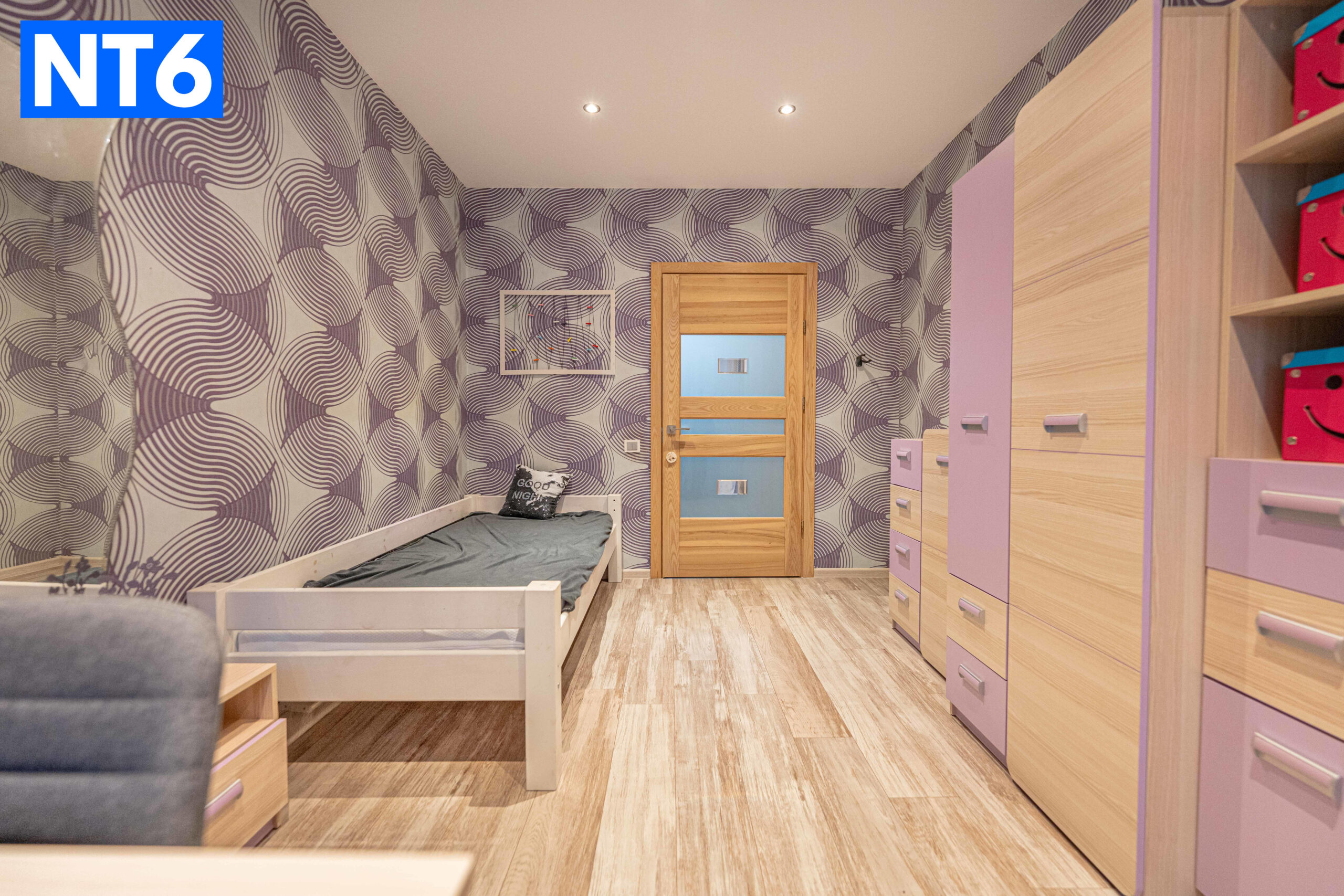 4 KAMBARIŲ BUTAS KLAIPĖDOJE, LAUKININKUOSE