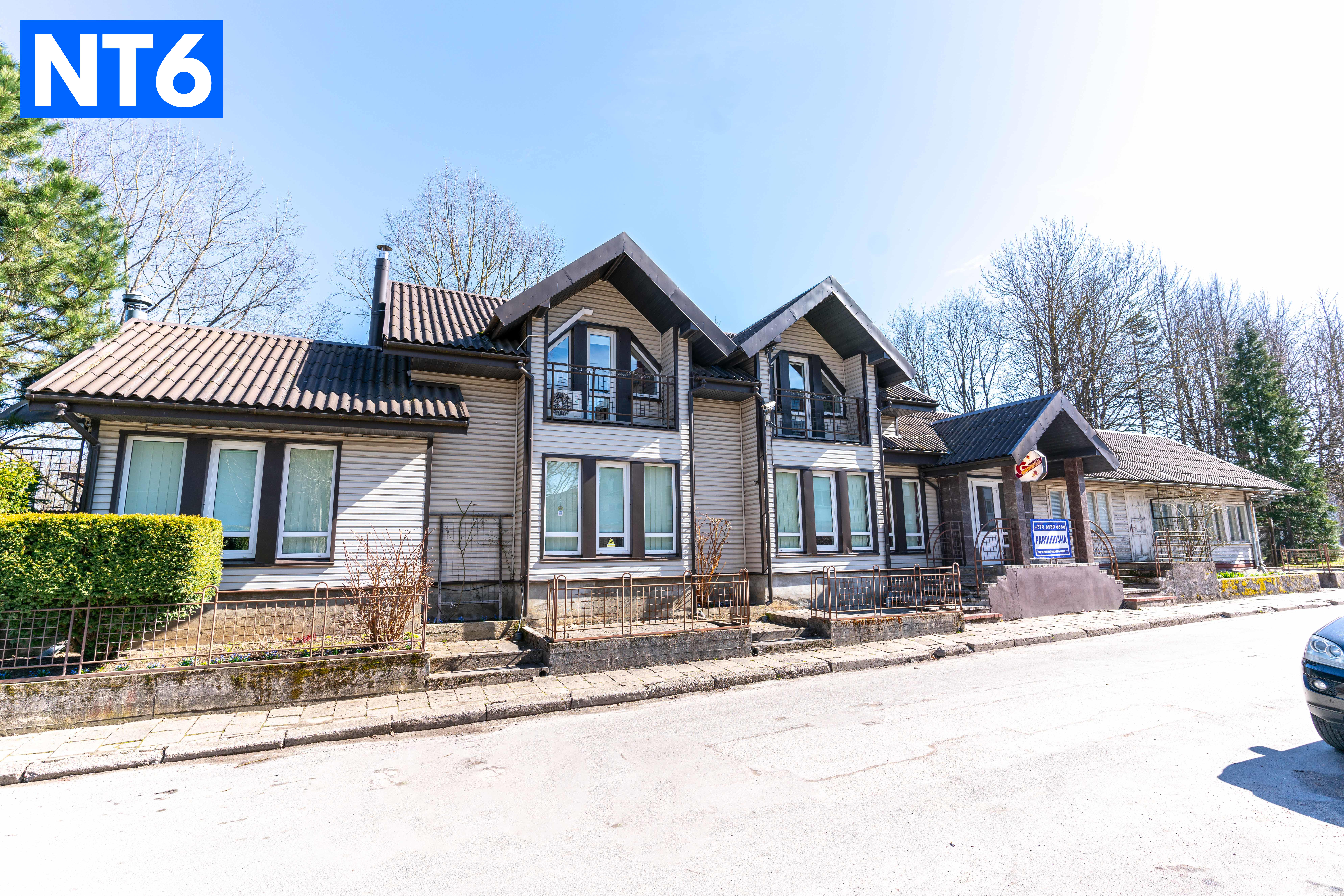 PARDUODAMA LEGENDINĖ PLUNGĖS KAVINĖ„ GONDINGĖLĖ“