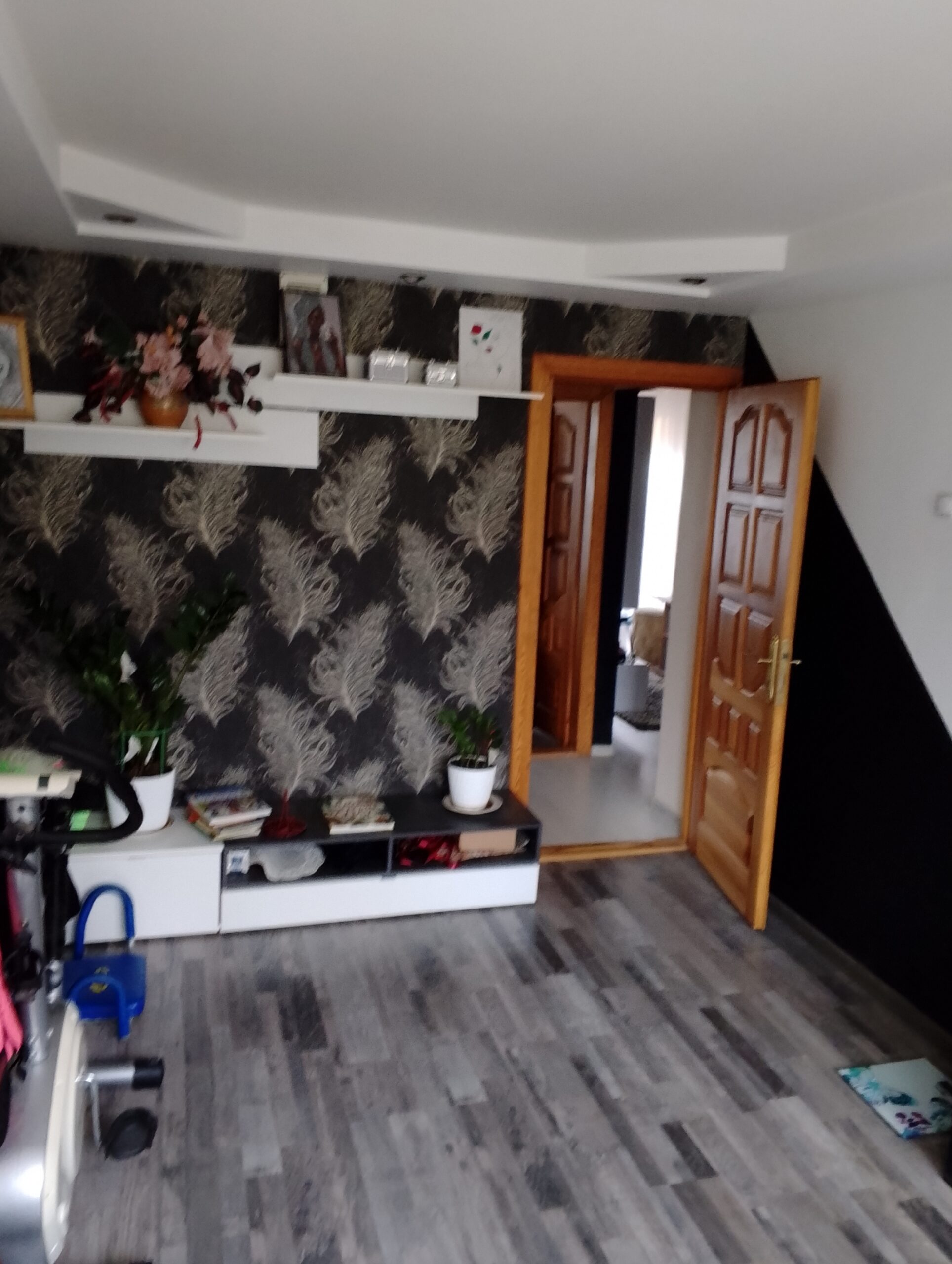 Parduodu butą Gargžduose, be tarpininkų.