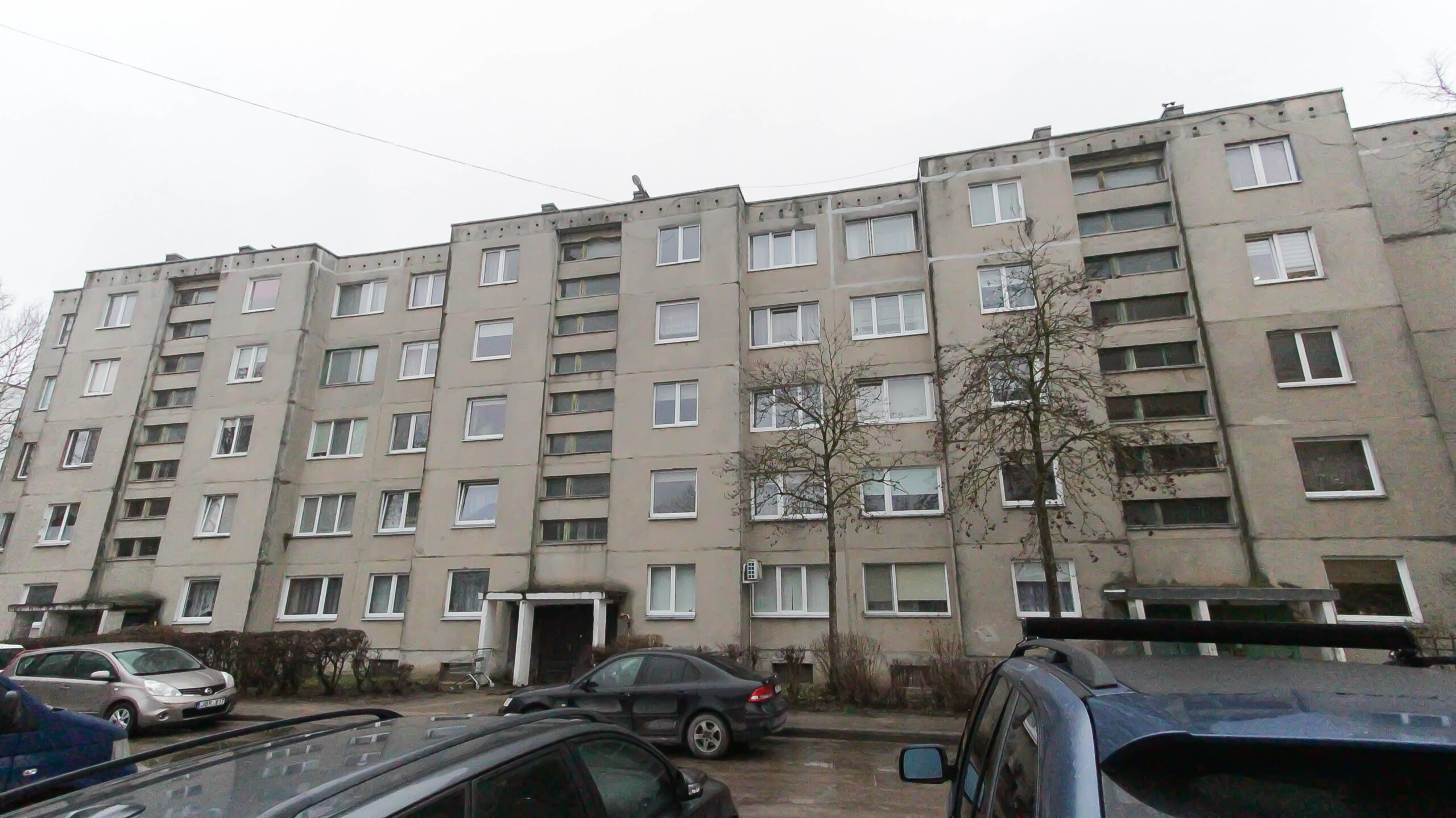 Parduodamas 2 kambarių butas