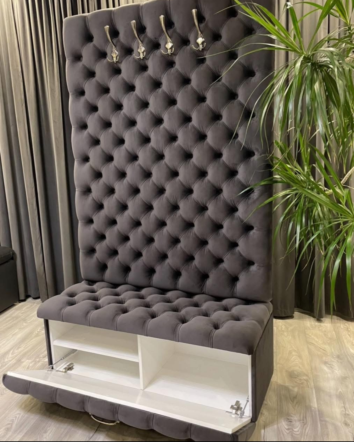 Batų dėžės-prieškambario baldai