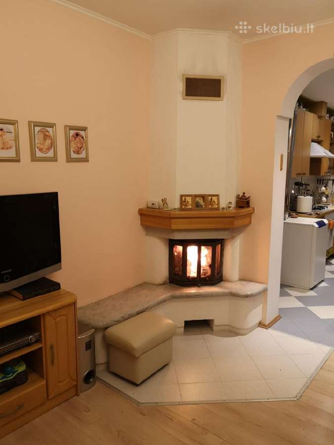 Parduodamas puse namo su Odontologijos klinika Panevėžio miesto centre