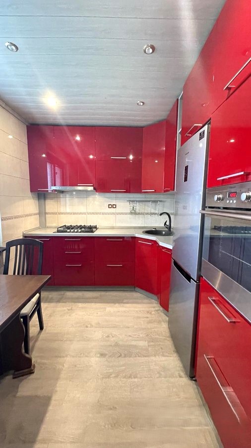 Parduodamas 3 kambarių su holu butas Klaipėdoje.