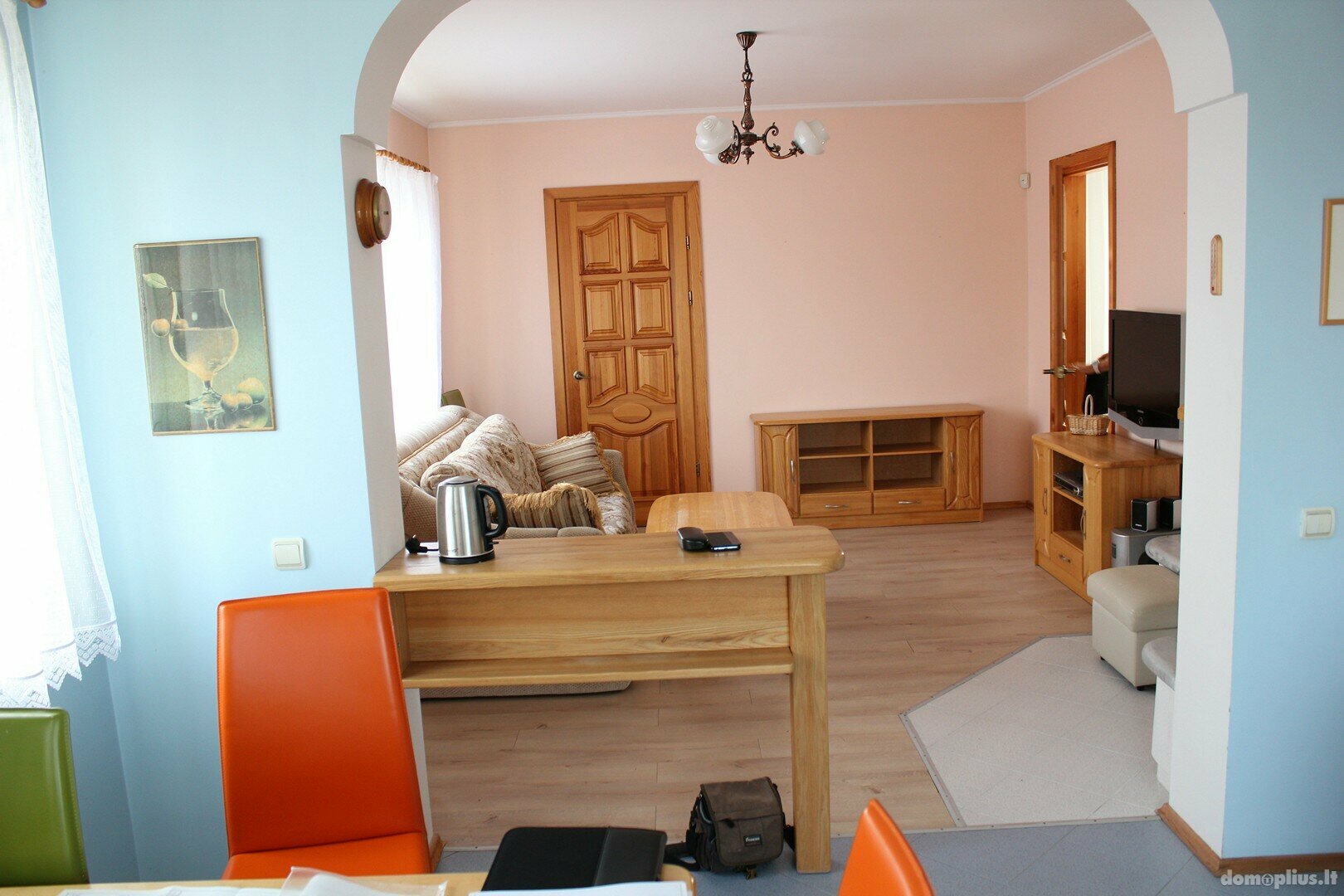 Parduodamas puse namo su Odontologijos klinika Panevėžio miesto centre