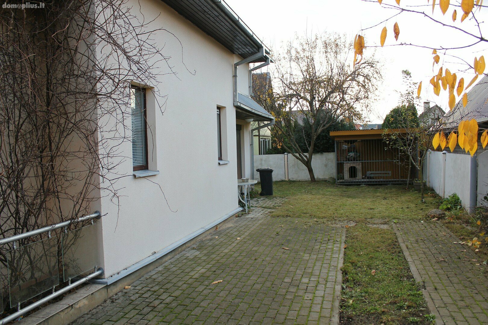 Parduodamas puse namo su Odontologijos klinika Panevėžio miesto centre