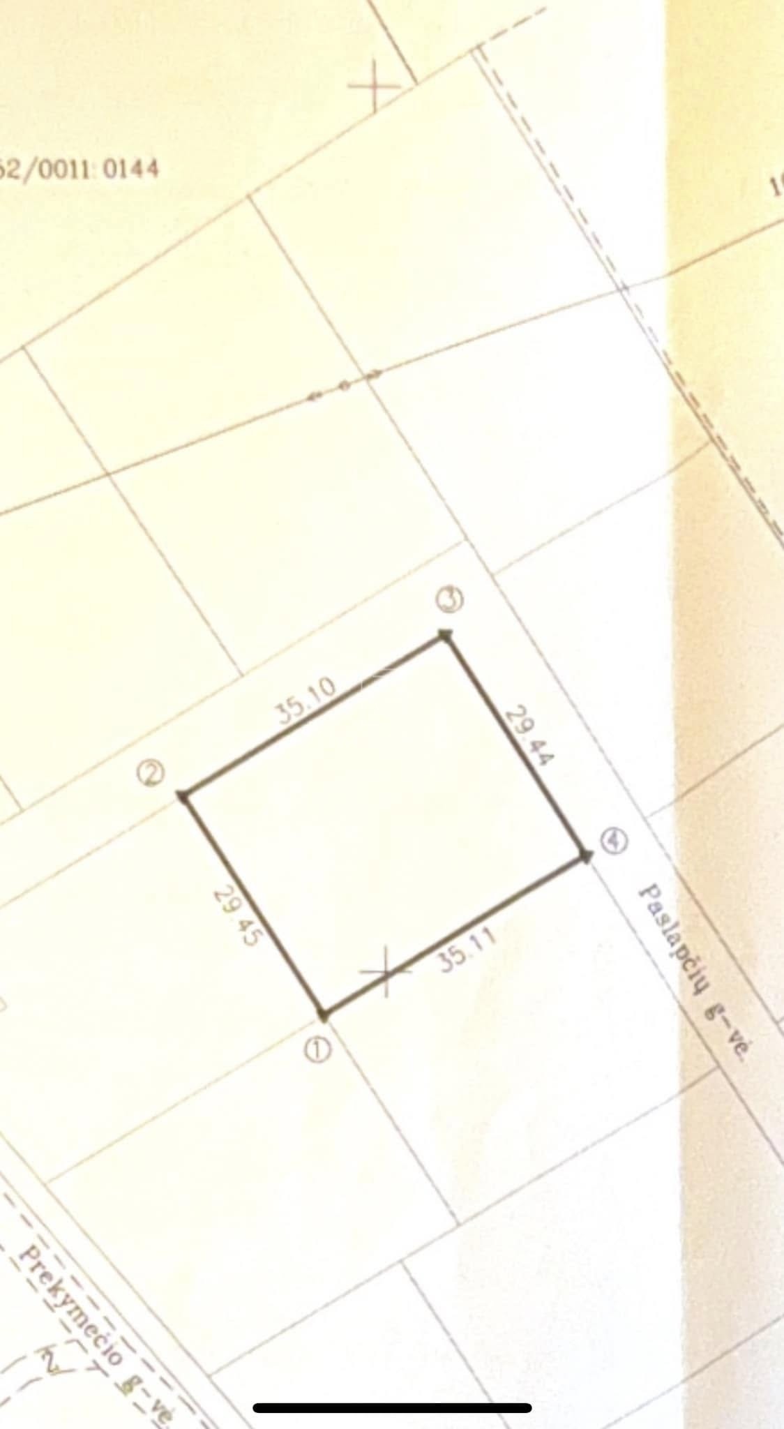 Parduodamas 10.34 arų kampinis sklypas gyvenamajai statybai Dituvoje, Paslapčių g.
