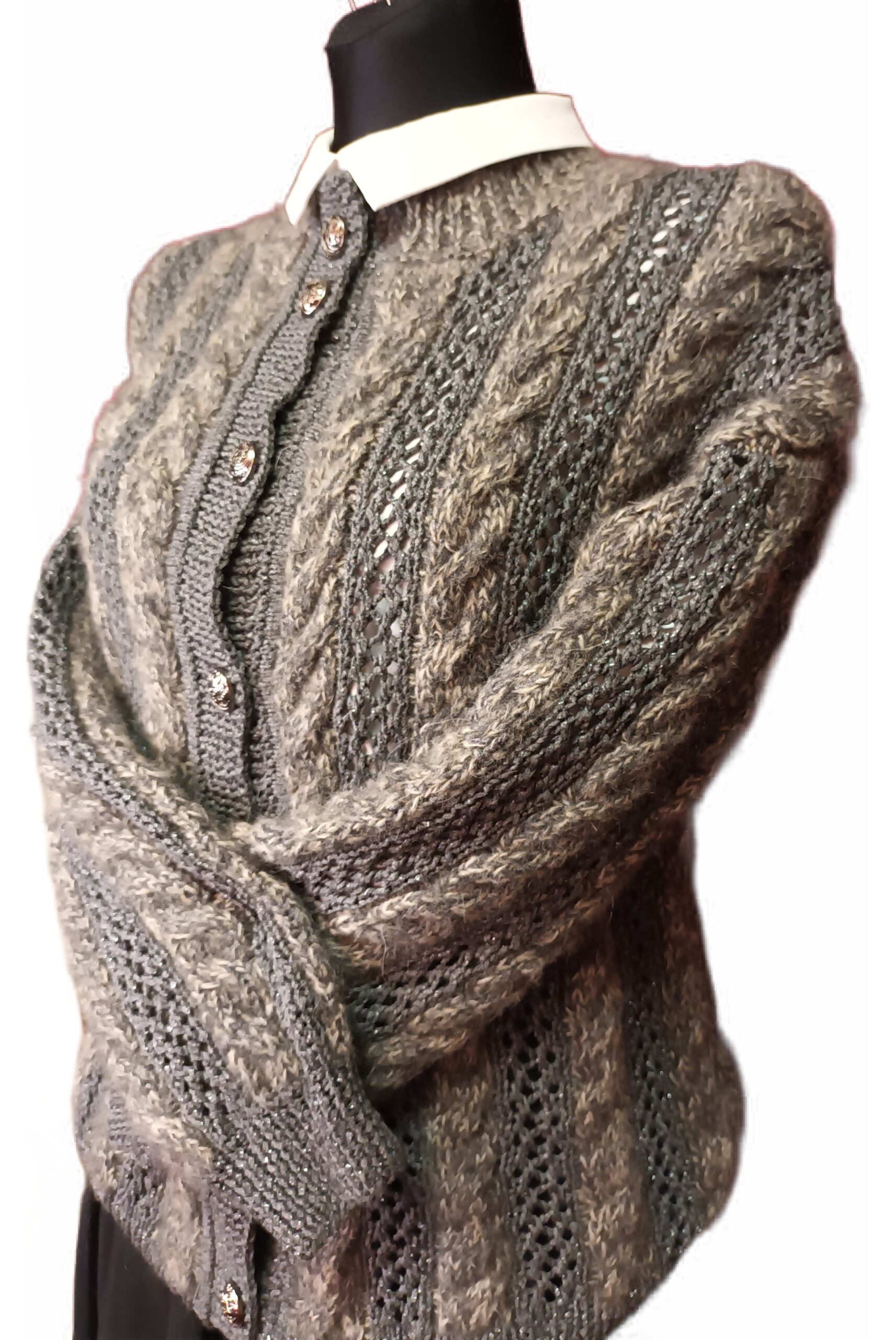 Vienetinis rankų darbo megztukas