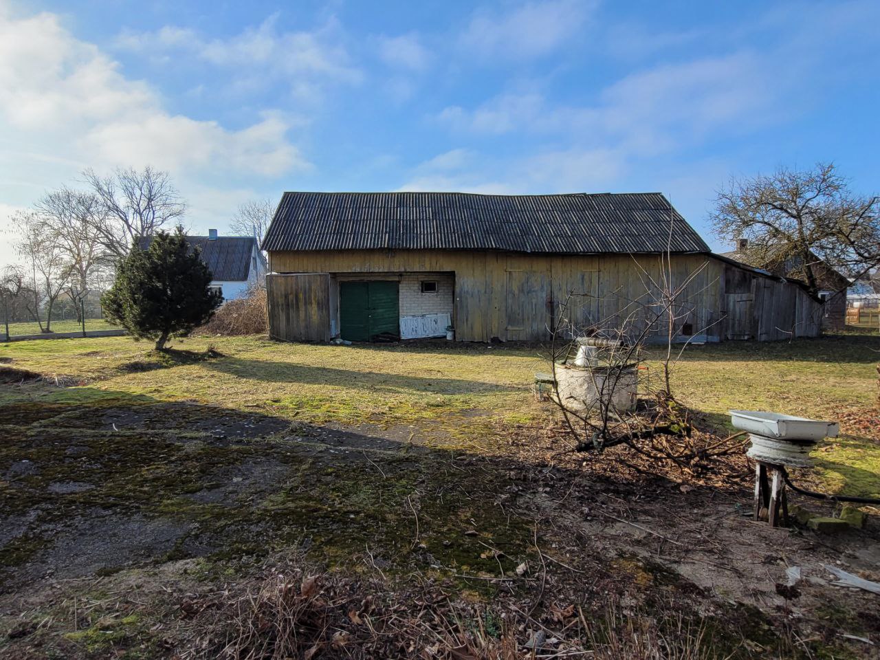 Parduodama tvarkinga, jauki sodyba.