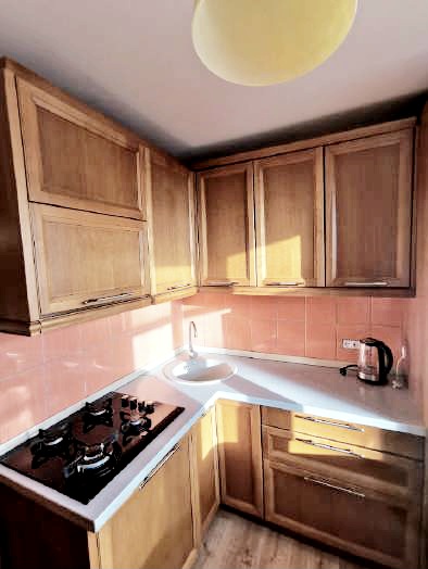 Parduodamas 1 kambario butas