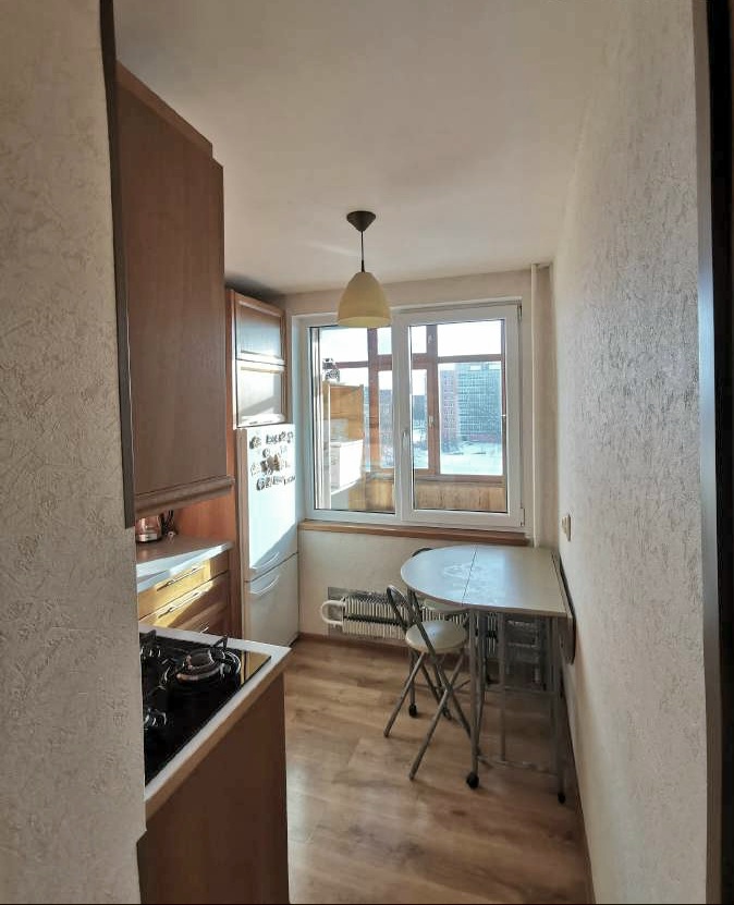 Parduodamas 1 kambario butas