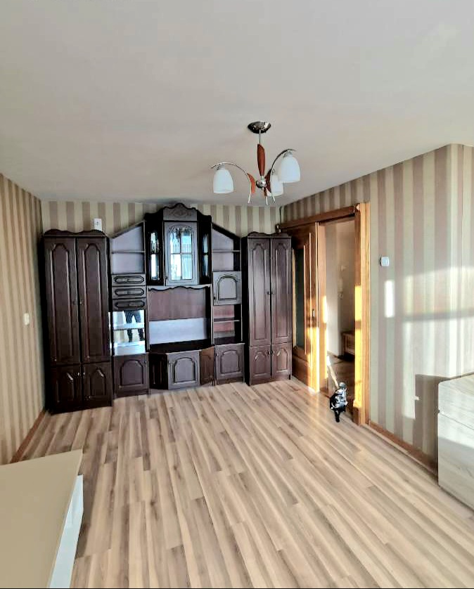 Parduodamas 1 kambario butas