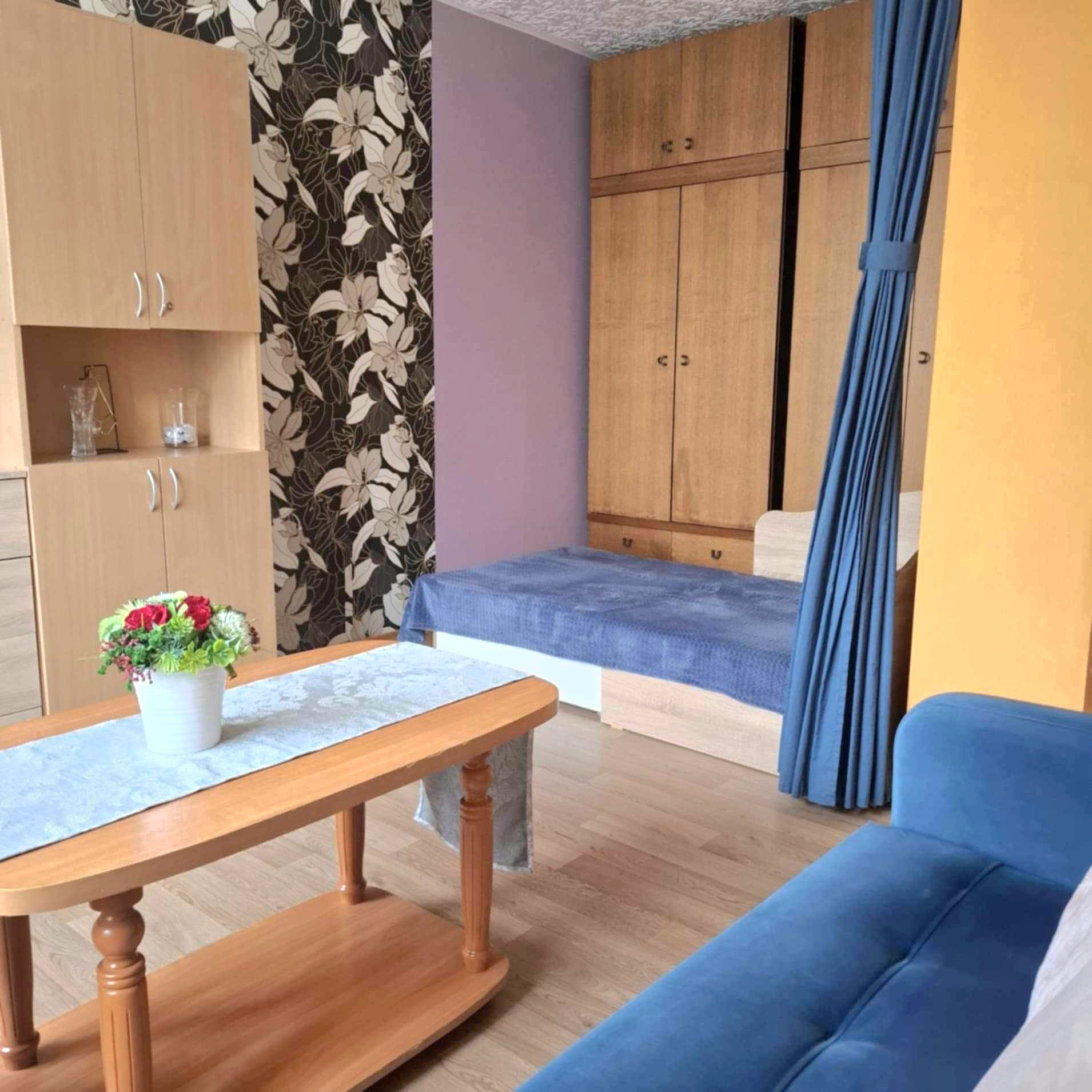 Parduodamas 1 kambario butas