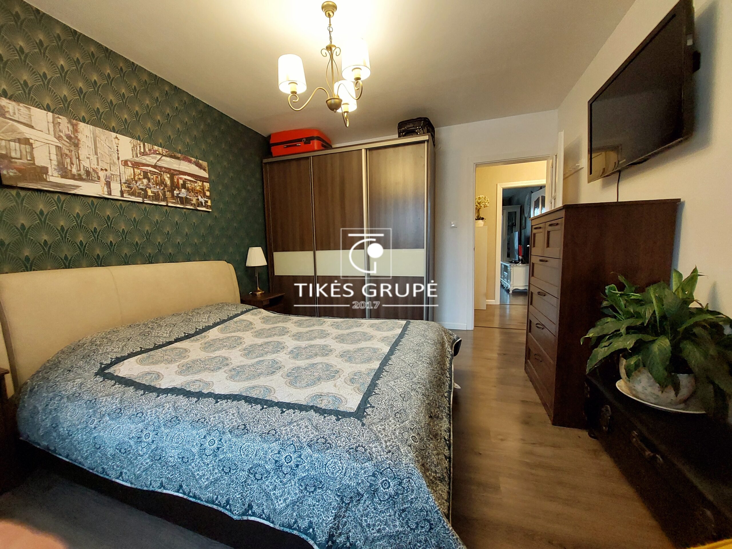 Parduodamas renovuotame name puikus 2 kambarių butas