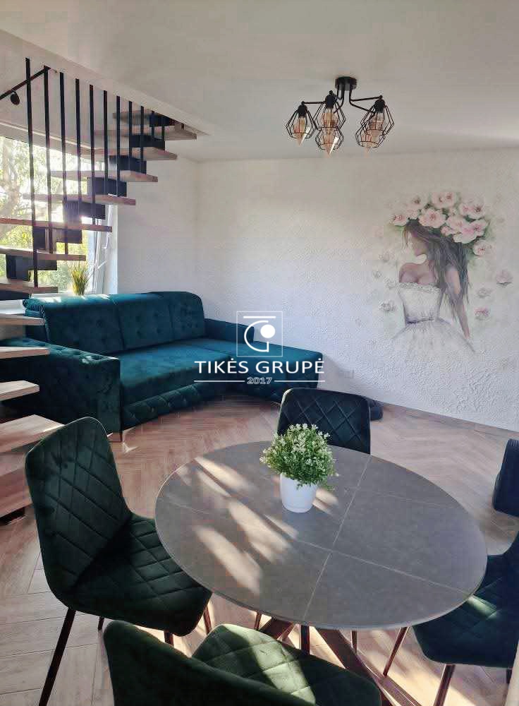 Dercekliuose parduodamas sodo namas