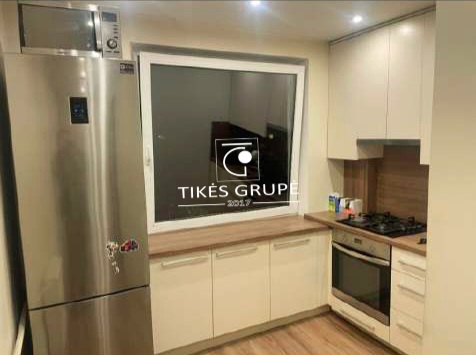 Parduodamas 1 kambario butas