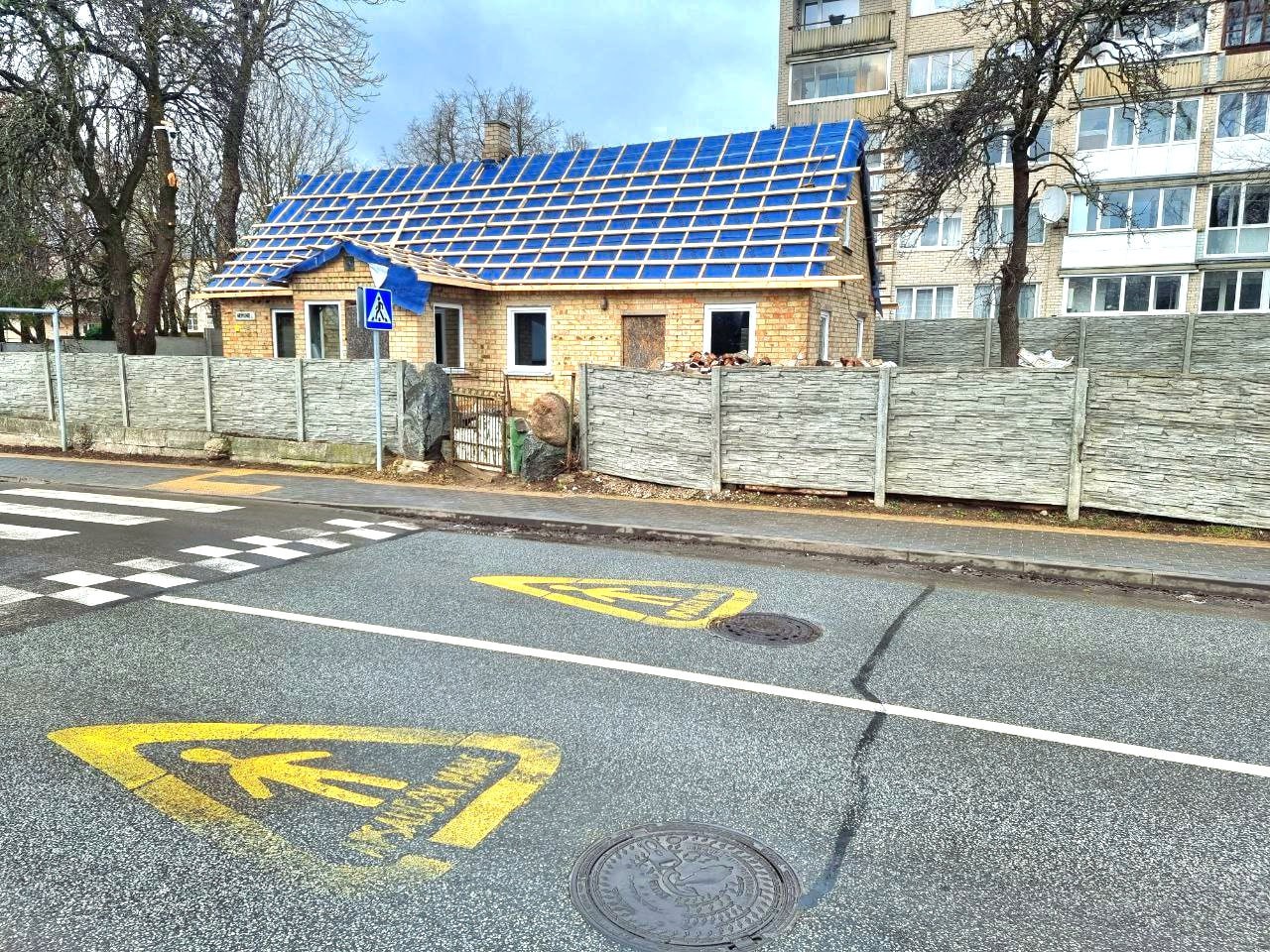 Parduodamas komercinis namas