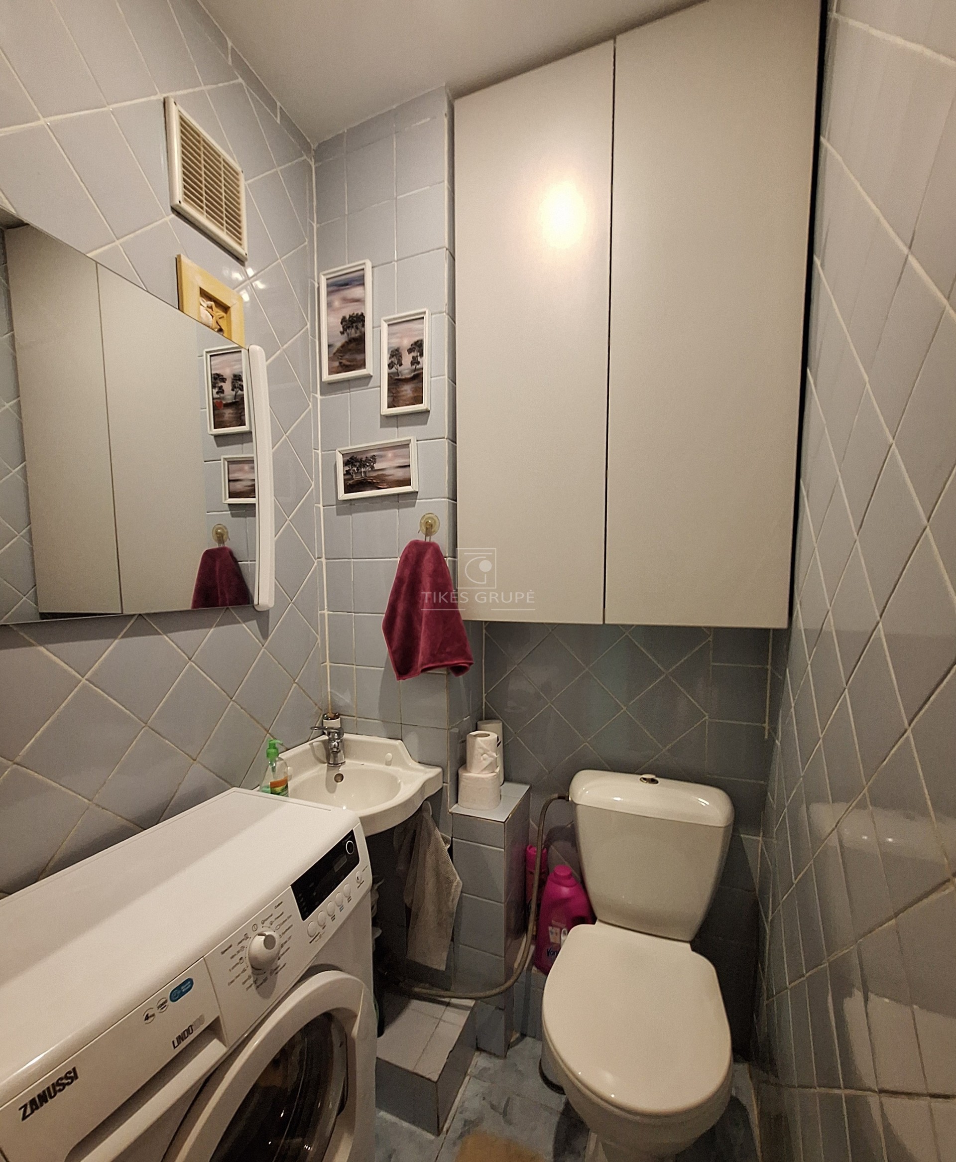 Parduodamas 3 kambarių butas Debreceno g. Klaipėdoje.