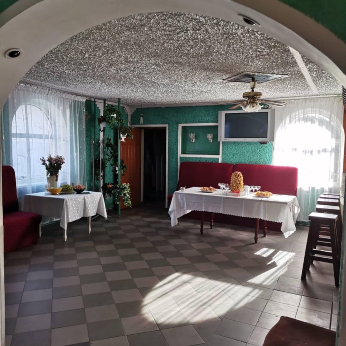 Parduodama įmonė UAB su pastatais, Gargžduose