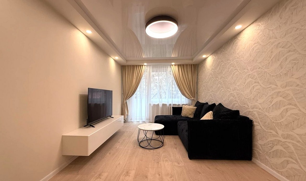 Parduodamas suremontuotas 2 kambarių butas Klaipėdoje.