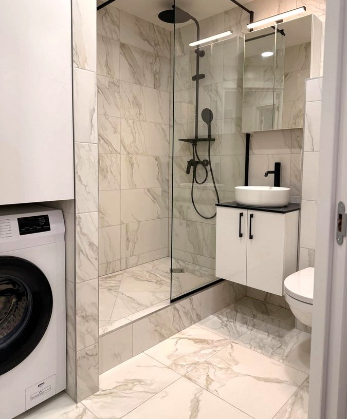 Parduodamas suremontuotas 2 kambarių butas Klaipėdoje.