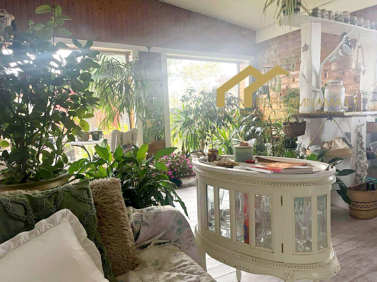 Parduodamas sodo namas