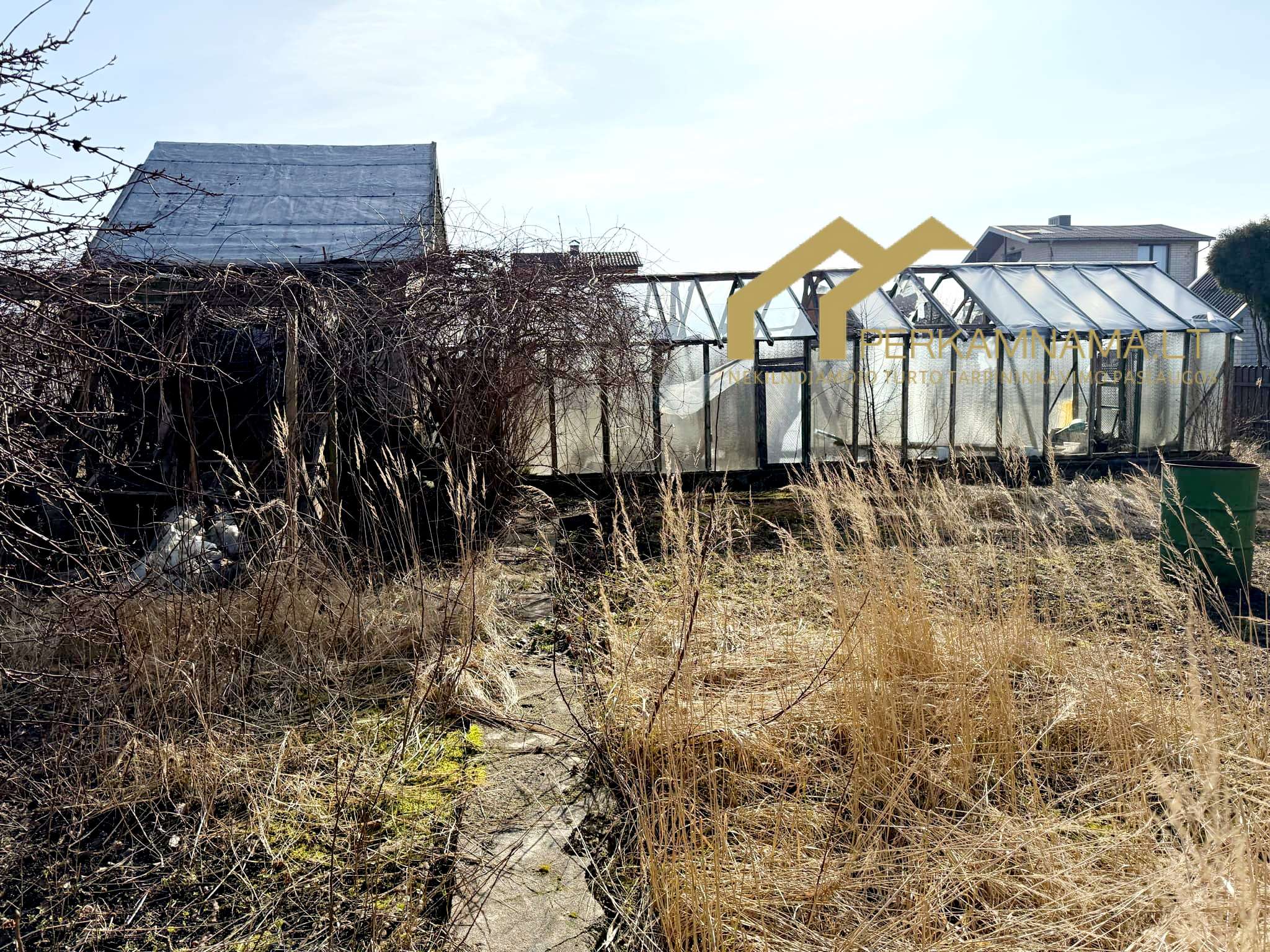 Parduodamas sodo sklypas su nameliu SB Dituva