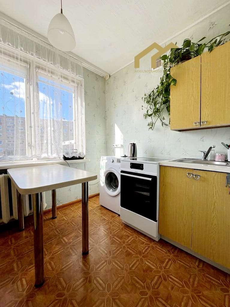 Parduodamass 4 kambarių butas Šilutėje