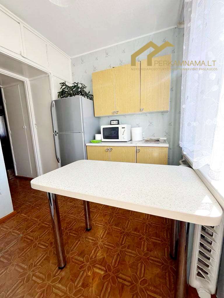 Parduodamass 4 kambarių butas Šilutėje