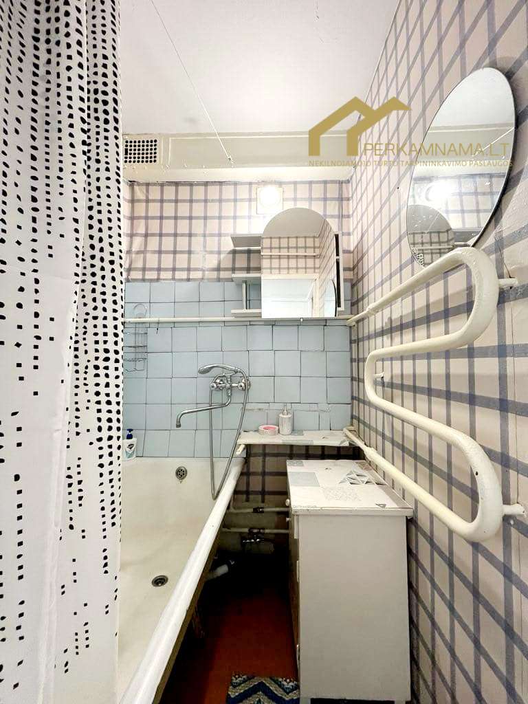 Parduodamass 4 kambarių butas Šilutėje