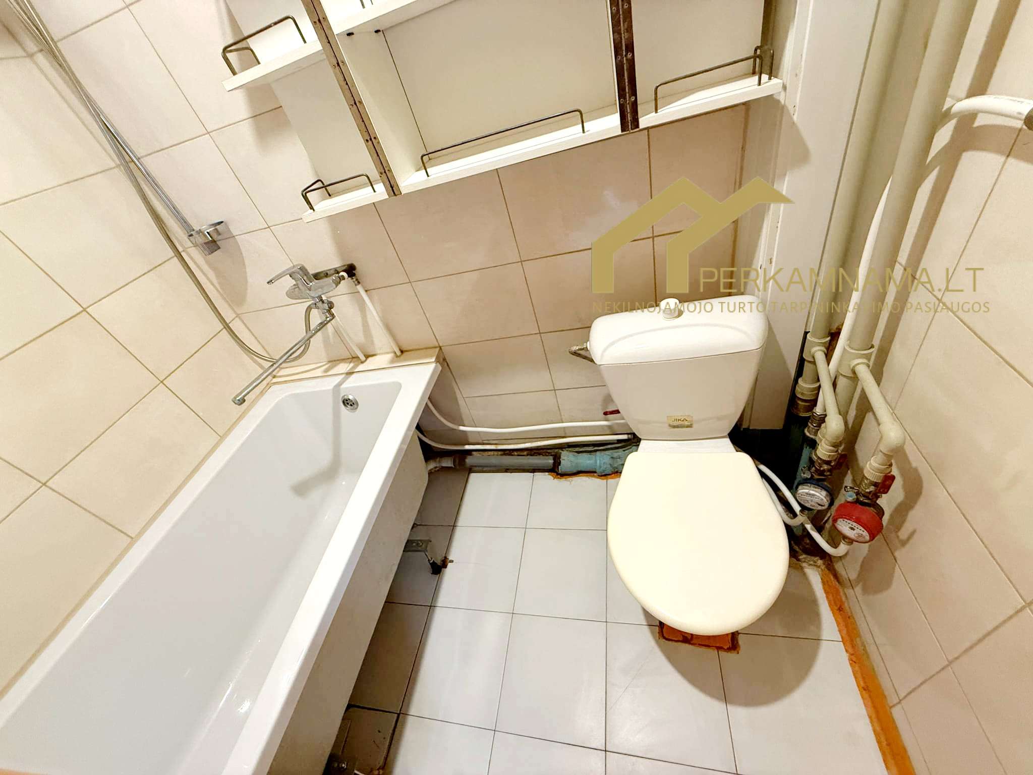 Parduodamas butas renovuotame name.