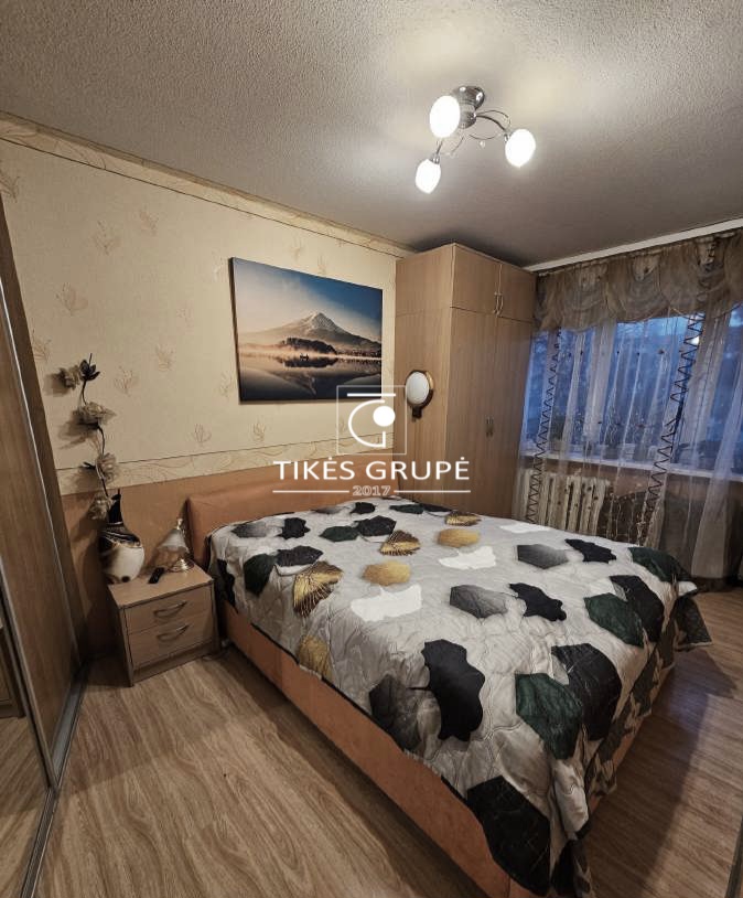 Parduodamas 2 kambarių butas