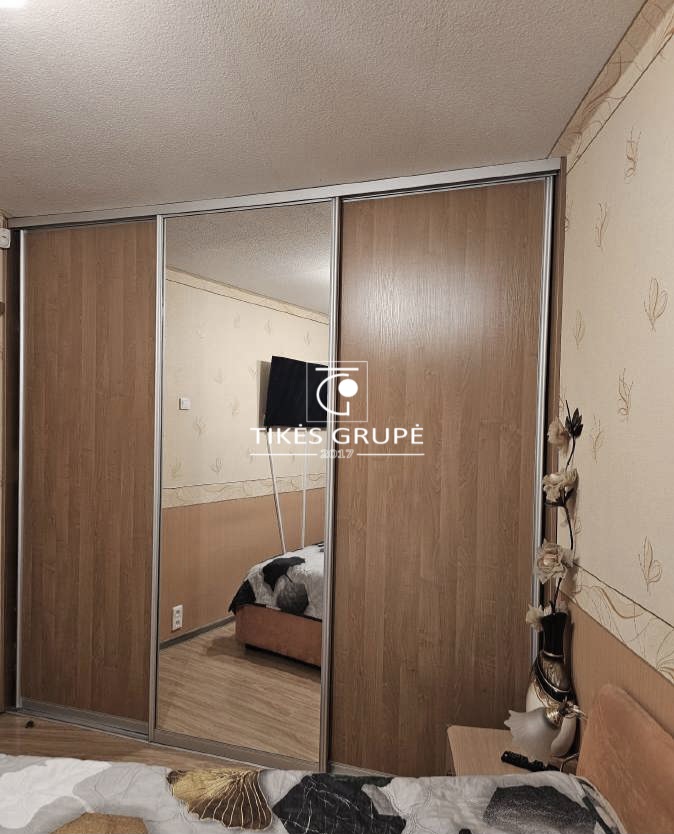 Parduodamas 2 kambarių butas