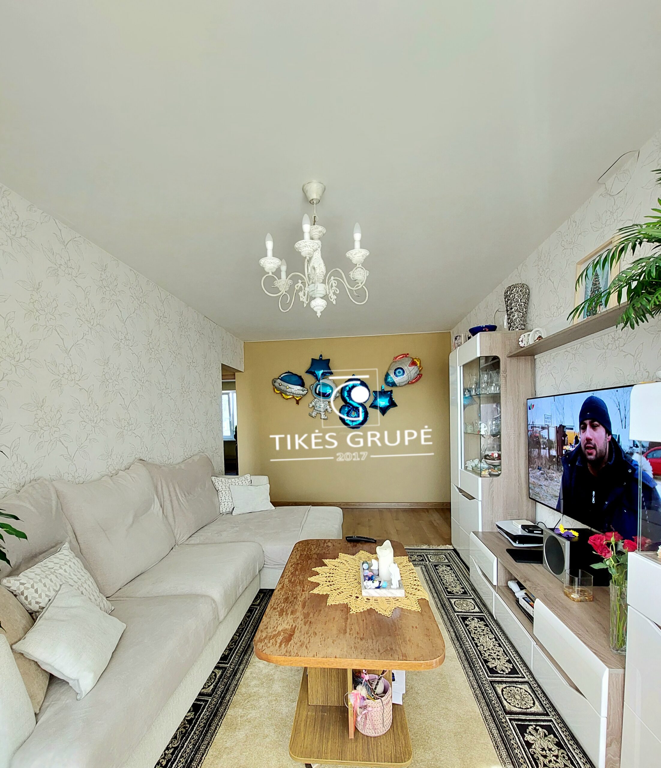 Geroje lokacijoje parduodamas 4 kambarių butas