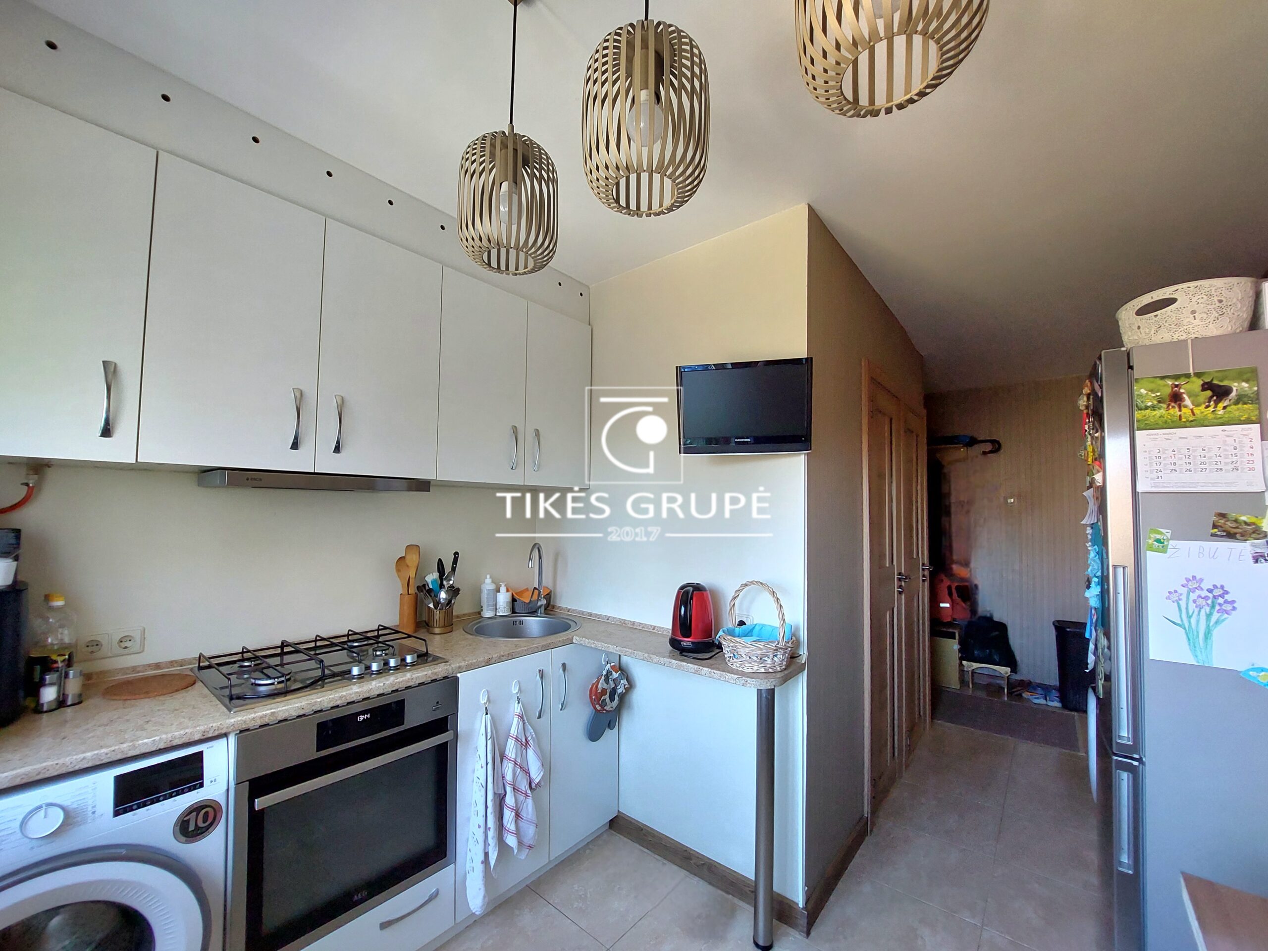 Geroje lokacijoje parduodamas 4 kambarių butas