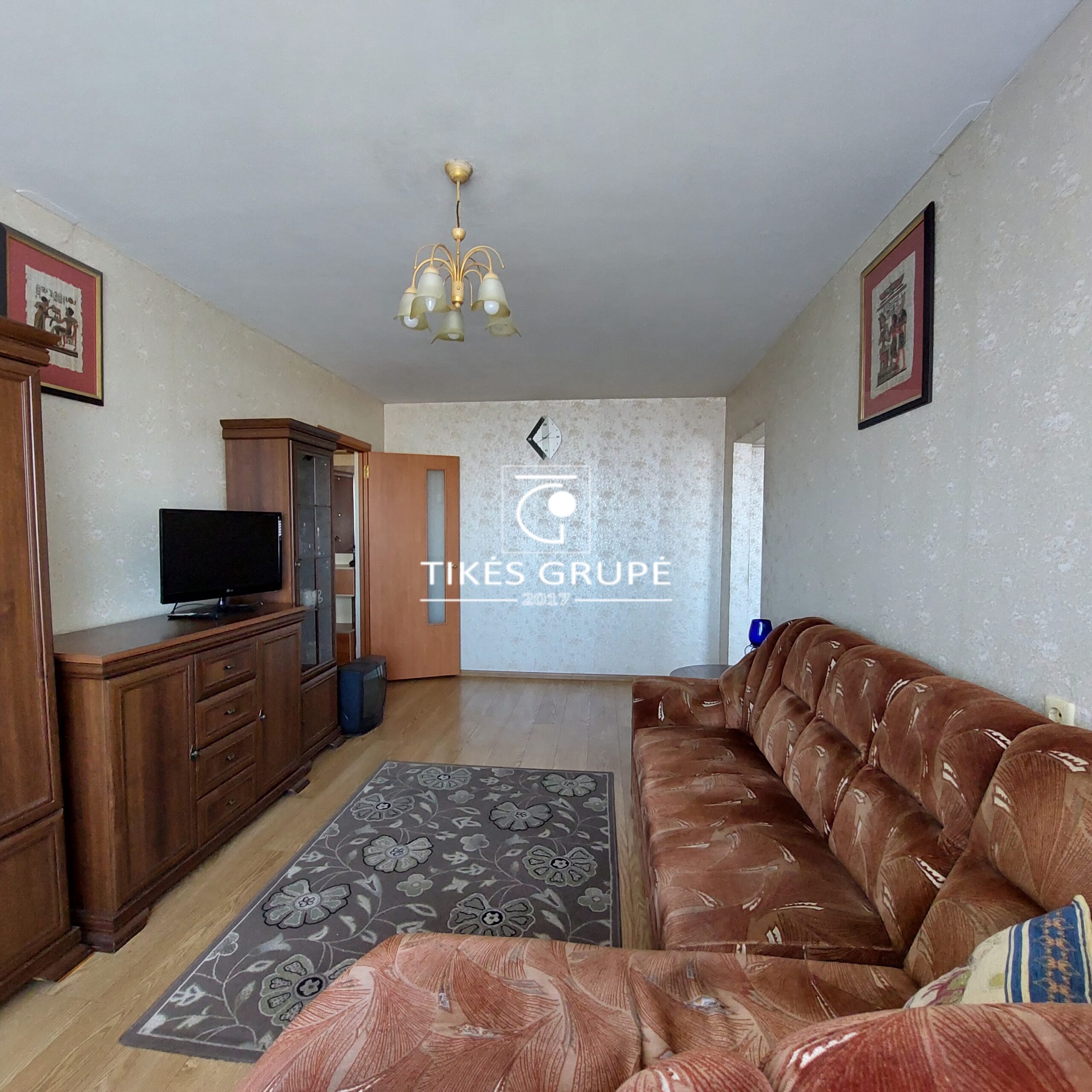 Renovuotame name parduodamas 3 kambarių butas