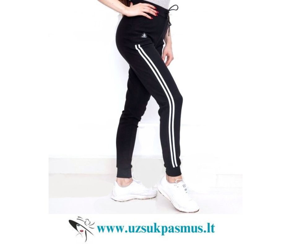 Kelnės laisvalaikiui ir sportui